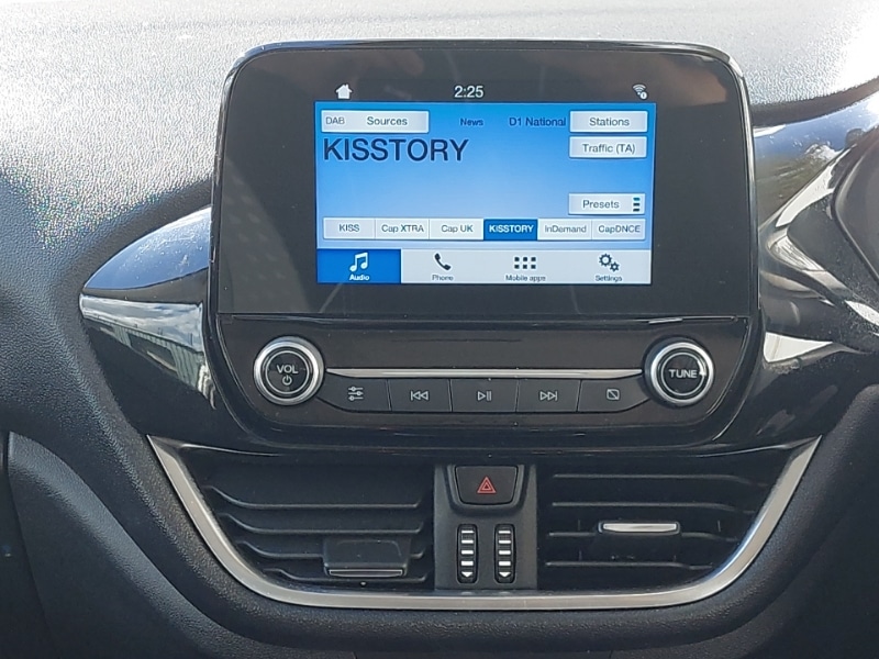 Used Ford Fiesta 2018 for sale - 76403930: Photo 10