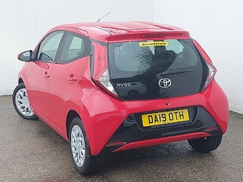 Used Toyota AYGO 2019 for sale - 77419057: Photo