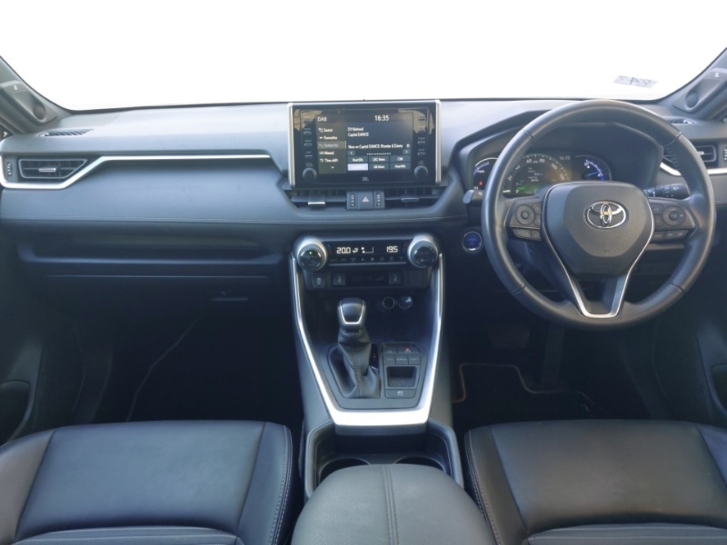 Used Toyota RAV4 2021 for sale - 76055257: Photo 2