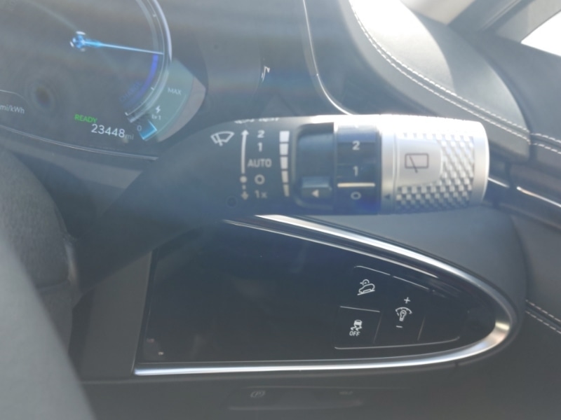 Used Genesis GV70 2023 for sale - 78065629: Photo 17