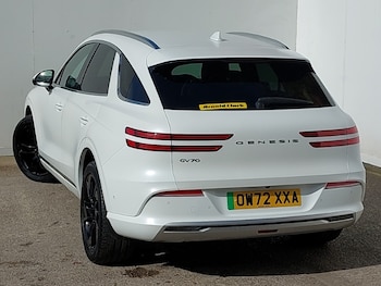 Used Genesis GV70 2023 for sale - 78065629: Photo