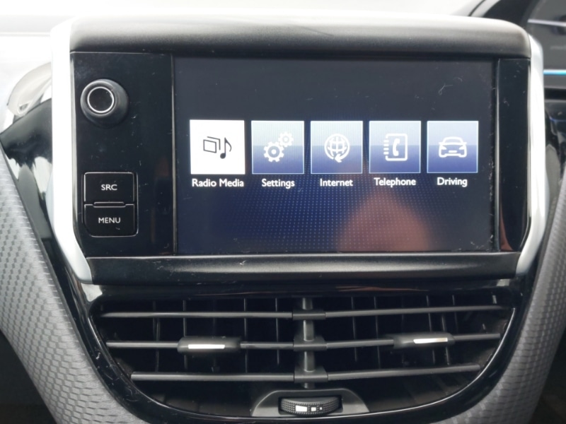 Used Peugeot 2008 2015 for sale - 76648514: Photo 10