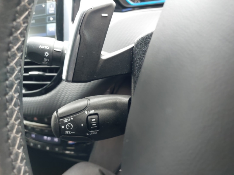 Used Peugeot 2008 2015 for sale - 76648514: Photo 16