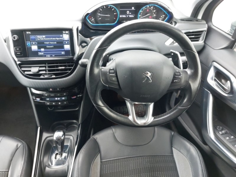 Used Peugeot 2008 2015 for sale - 76648514: Photo 7