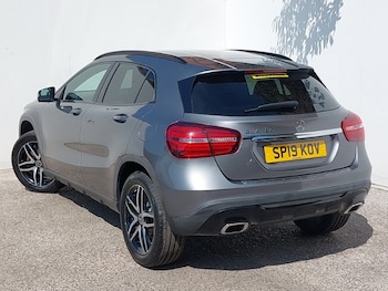 Used Mercedes-Benz GLA 2019 for sale - 79195202: Photo