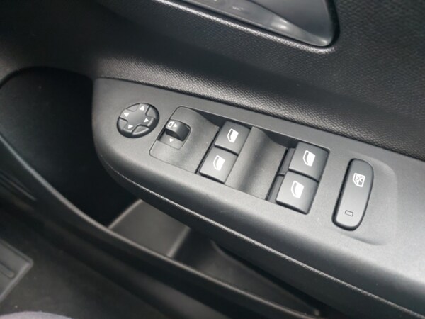 Used Vauxhall Corsa 2025 for sale - 76160874: Photo 13