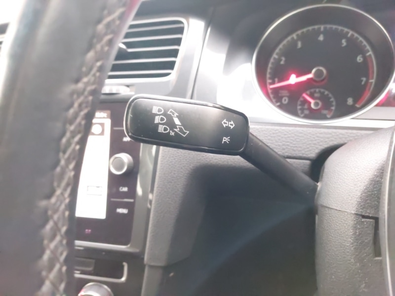 Used Volkswagen Golf 2018 for sale - 77086802: Photo 16