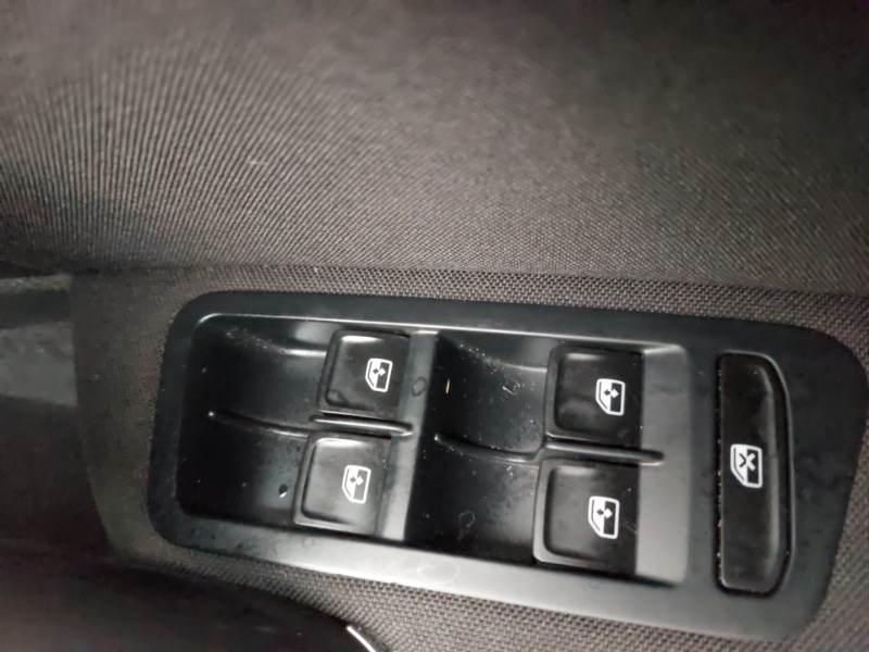 Used Volkswagen Golf 2018 for sale - 77086802: Photo 18