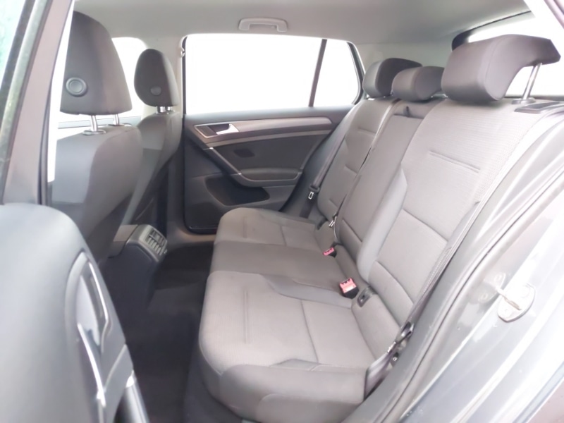 Used Volkswagen Golf 2018 for sale - 77086802: Photo 6