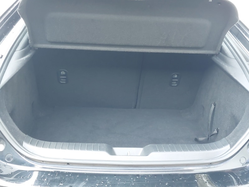 Used Mazda Mazda3 2019 for sale - 76358776: Photo 8