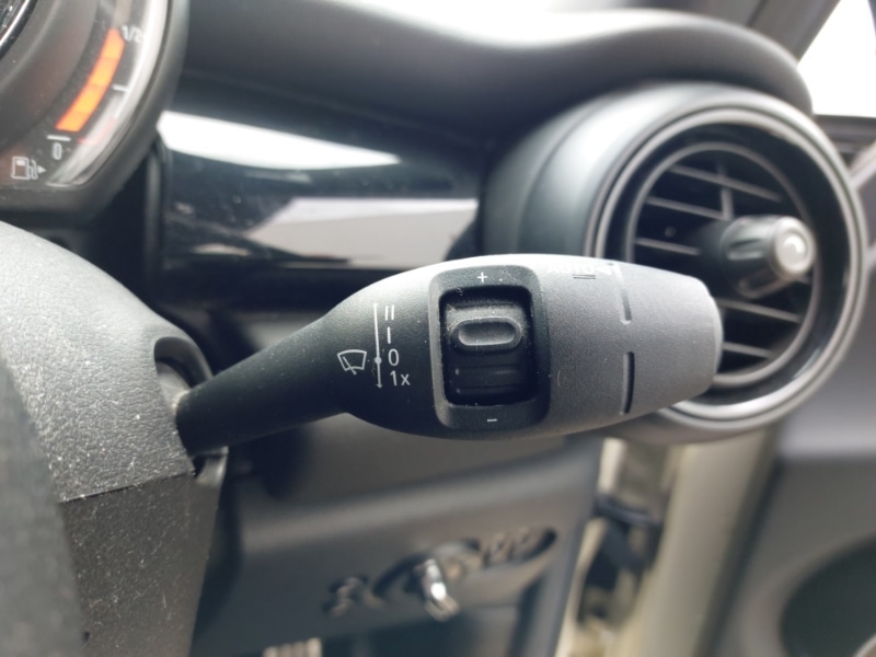 Used MINI Convertible 2018 for sale - 76537034: Photo 17