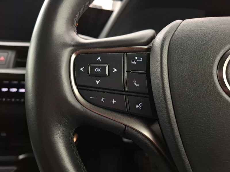 Used Lexus UX 2023 for sale - 77815304: Photo 14