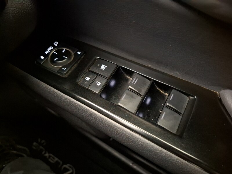 Used Lexus UX 2023 for sale - 77815304: Photo 18