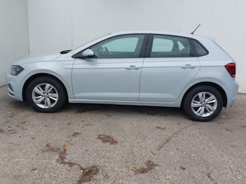 Used Volkswagen Polo 2019 for sale - 79086803: Photo