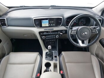 Used Kia Sportage 2019 for sale - 76308914: Photo 2