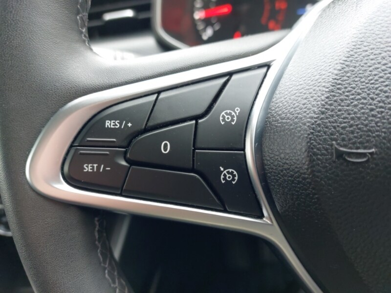 Used Renault Clio 2020 for sale - 77716847: Photo 13