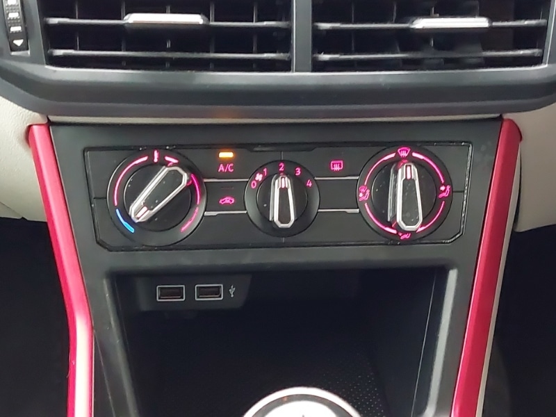 Used Volkswagen Polo 2019 for sale - 77815330: Photo 11