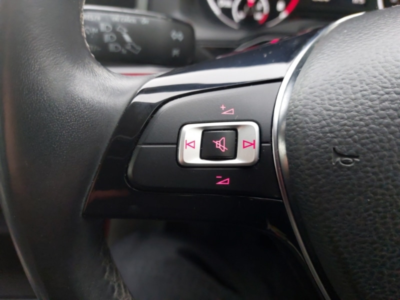 Used Volkswagen Polo 2019 for sale - 77815330: Photo 13