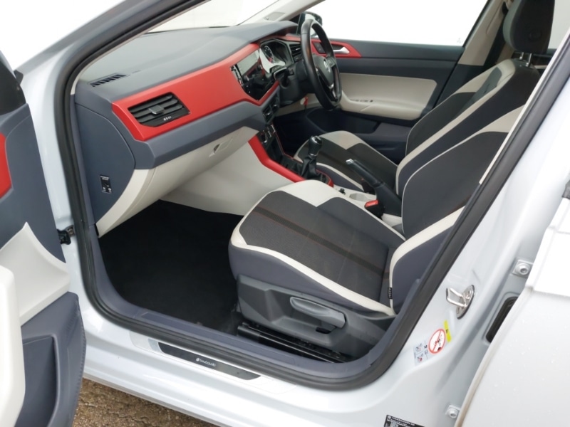 Used Volkswagen Polo 2019 for sale - 77815330: Photo 5