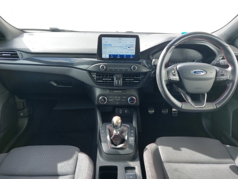 Used Ford Focus 2018 for sale - 76901992: Photo 2