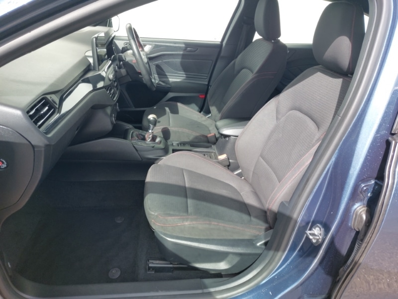 Used Ford Focus 2018 for sale - 76901992: Photo 5