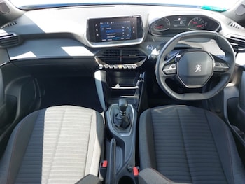 Used Peugeot 2008 2022 for sale - 79343532: Photo