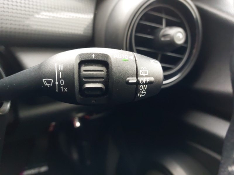 Used MINI Hatch 2018 for sale - 77347689: Photo 17