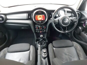 Used MINI Hatch 2018 for sale - 77347689: Photo