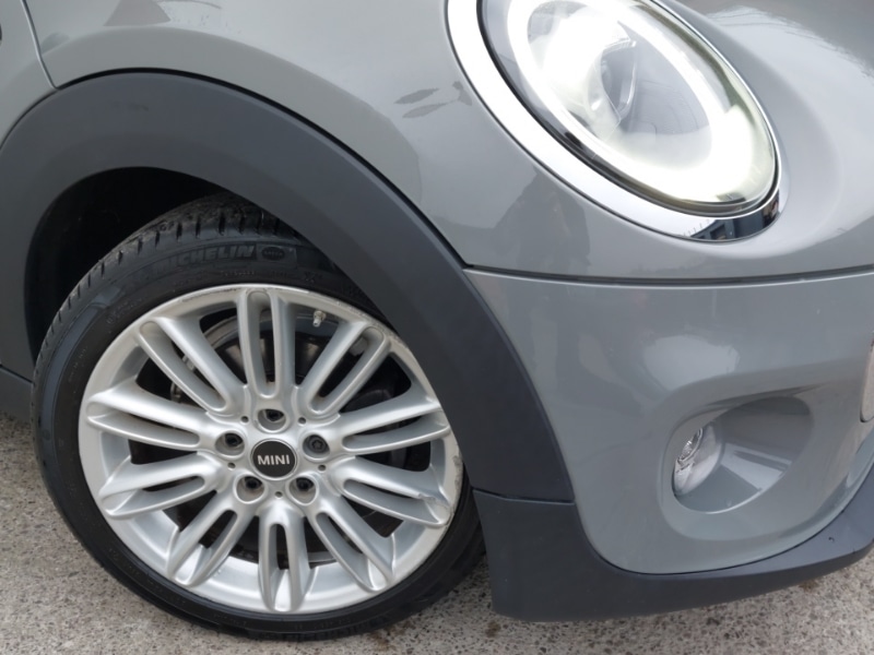 Used MINI Hatch 2018 for sale - 77347689: Photo 9