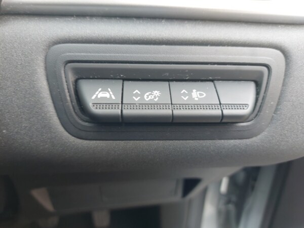 Used Renault Captur 2021 for sale - 76237987: Photo 19