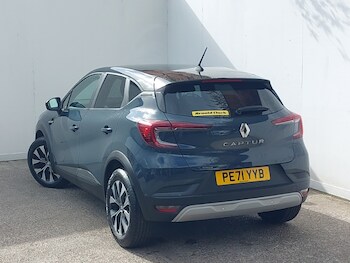 Used Renault Captur 2022 for sale - 78312801: Photo