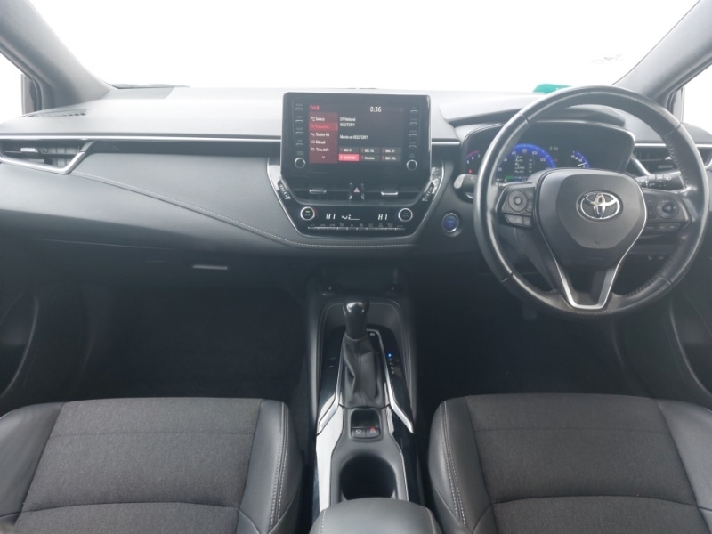 Used Toyota Corolla 2021 for sale - 76410969: Photo 2