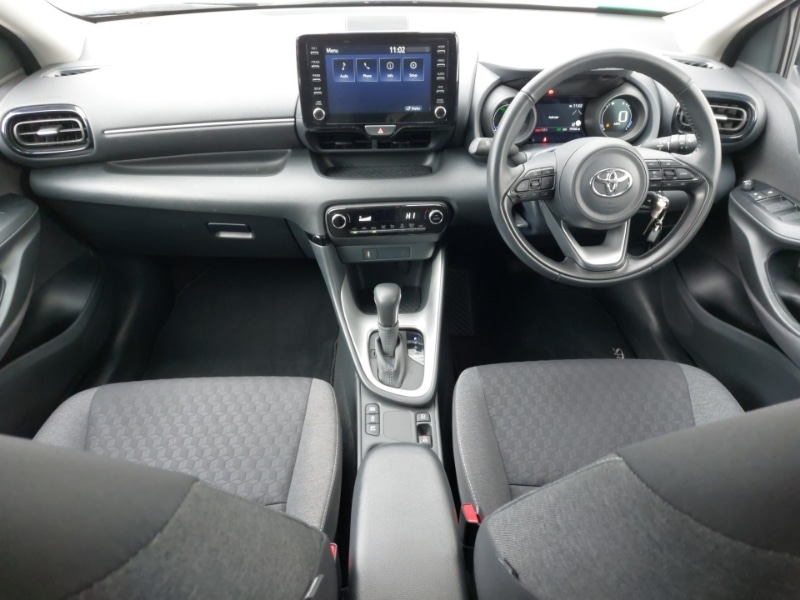 Used Toyota Yaris 2023 for sale - 77472155: Photo 2