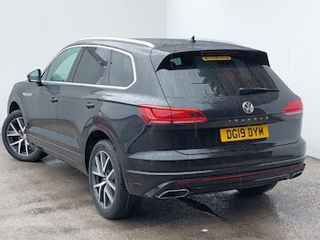 Used Volkswagen Touareg 2019 for sale - 75755388: Photo