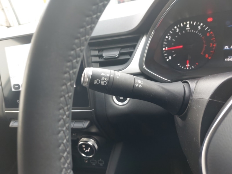 Used Renault Captur 2021 for sale - 76560511: Photo 16