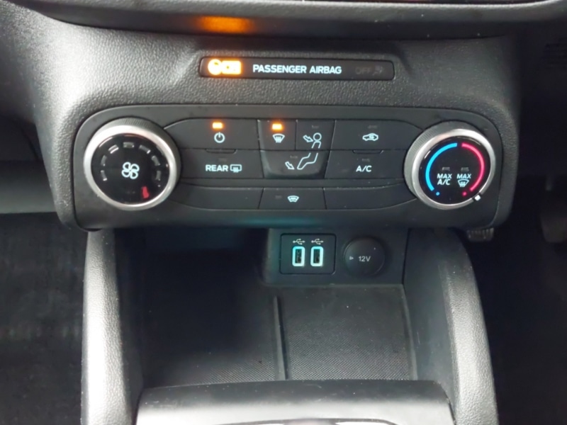 Used Ford Focus 2021 for sale - 77373428: Photo 11