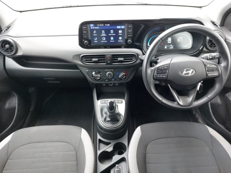 Used Hyundai i10 2023 for sale - 78202828: Photo 2