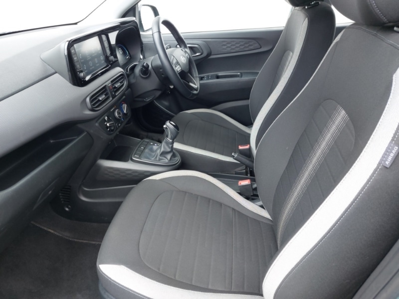 Used Hyundai i10 2023 for sale - 78202828: Photo 5