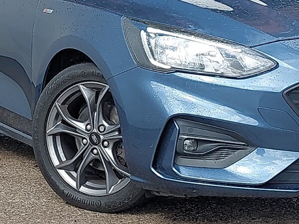 Used Ford Focus 2018 for sale - 76172076: Photo 9