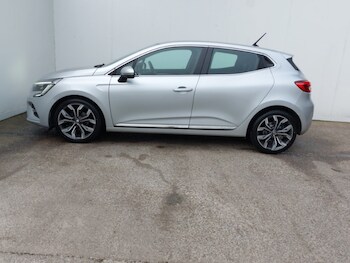 Used Renault Clio 2021 for sale - 78664540: Photo
