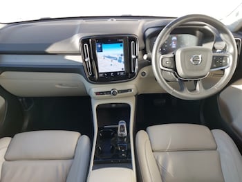 Used Volvo XC40 2022 for sale - 76860390: Photo