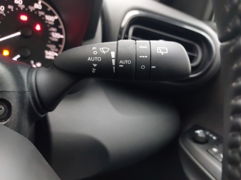 Used Mazda Mazda2 HYBRID 2024 for sale - 77008743: Photo 17