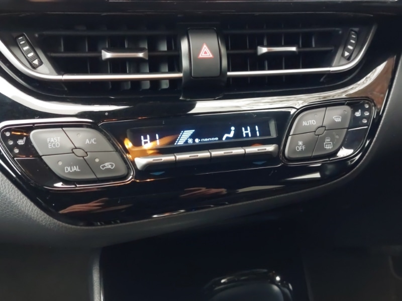 Used Toyota C-HR 2018 for sale - 77704449: Photo 11