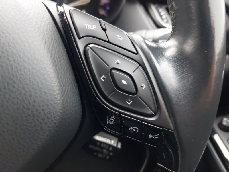 Used Toyota C-HR 2018 for sale - 77704449: Photo 16