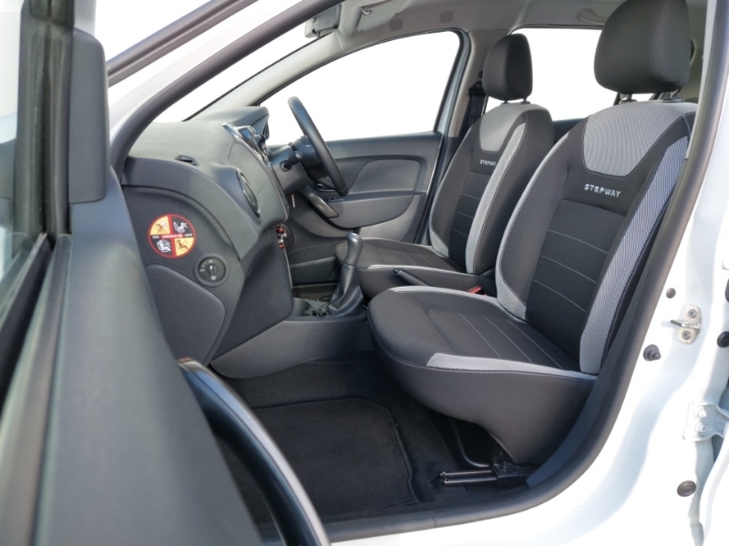 Used Dacia Sandero Stepway 2020 for sale - 76493357: Photo 5