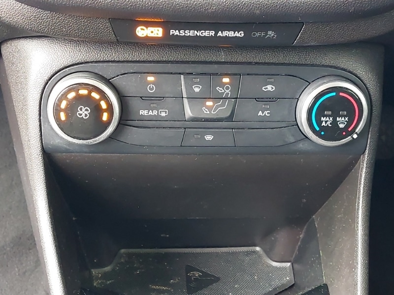 Used Ford Fiesta 2018 for sale - 76951632: Photo 11