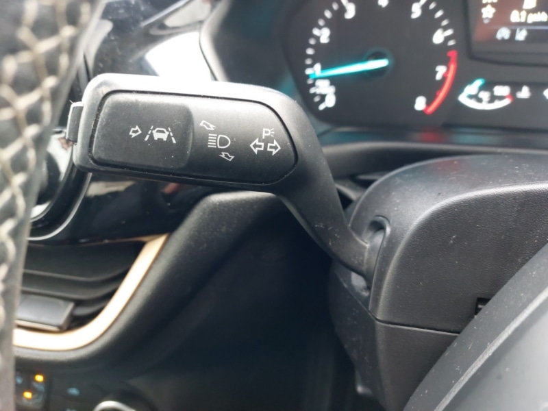 Used Ford Fiesta 2018 for sale - 76951632: Photo 15