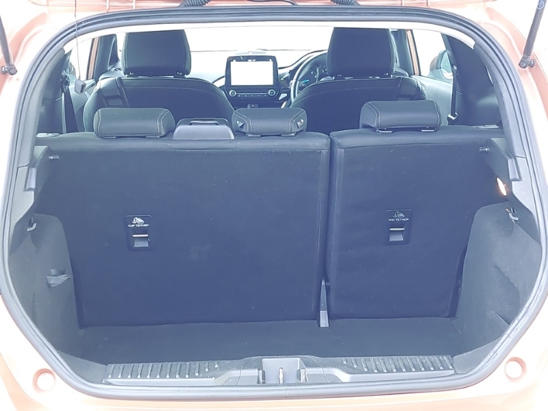 Used Ford Fiesta 2018 for sale - 76951632: Photo 8