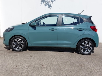 Used Hyundai i10 2023 for sale - 78326526: Photo