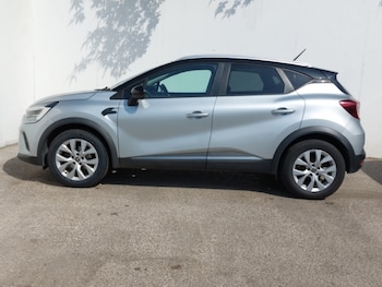Used Renault Captur 2020 for sale - 78735592: Photo